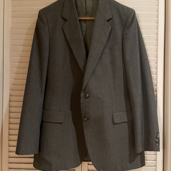 Phillipe Gabriel Designer Collection Charcoal with Pinstripes 42L - Picture 1 of 10